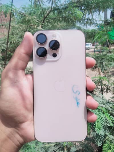 Apple iPhone 16 Pro Max