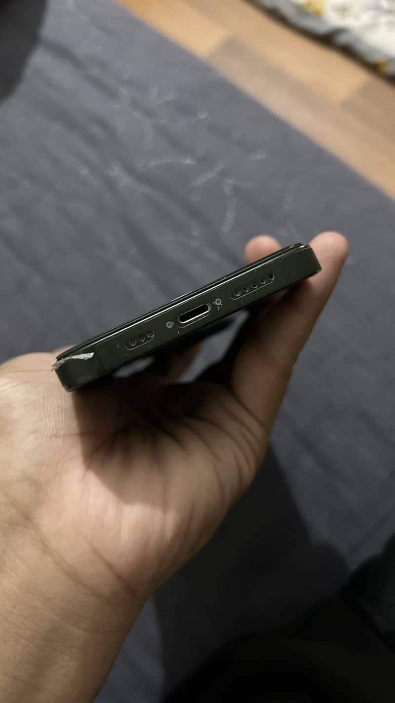 iPhone 13  Non Pta 3
