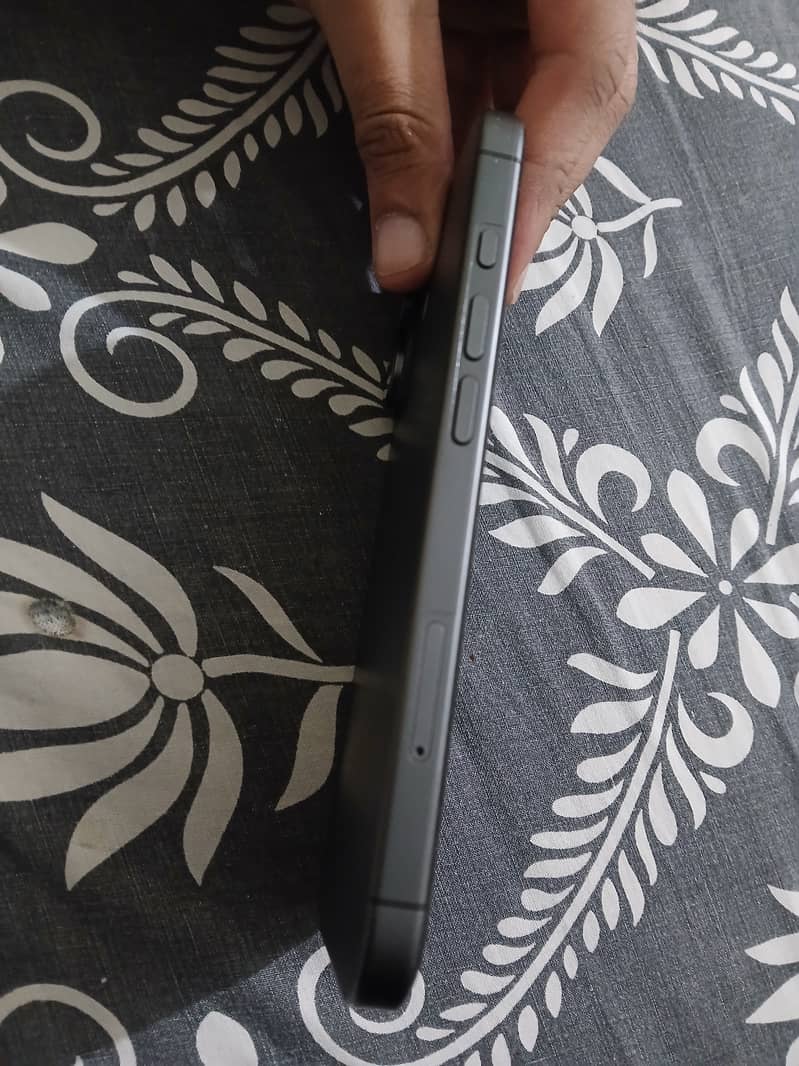 Apple iPhone 17 1
