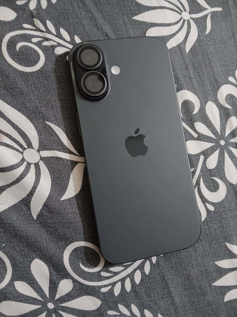 Apple iPhone 17 2