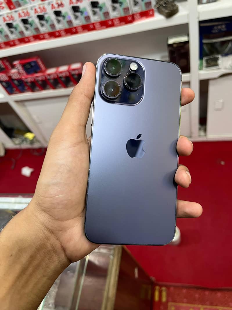 Apple iPhone 14 Pro Max 3