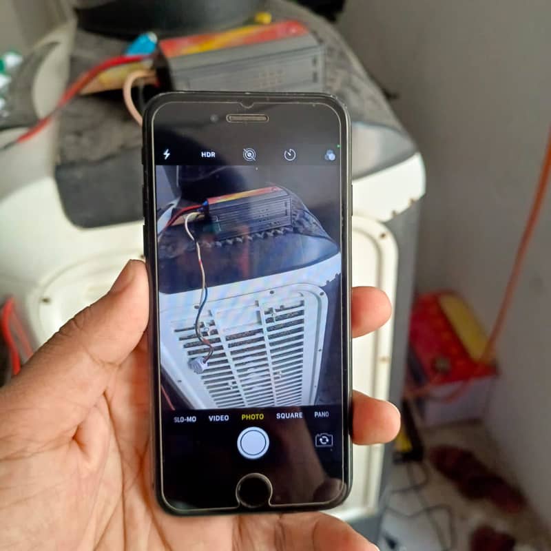 Apple iPhone 7 1