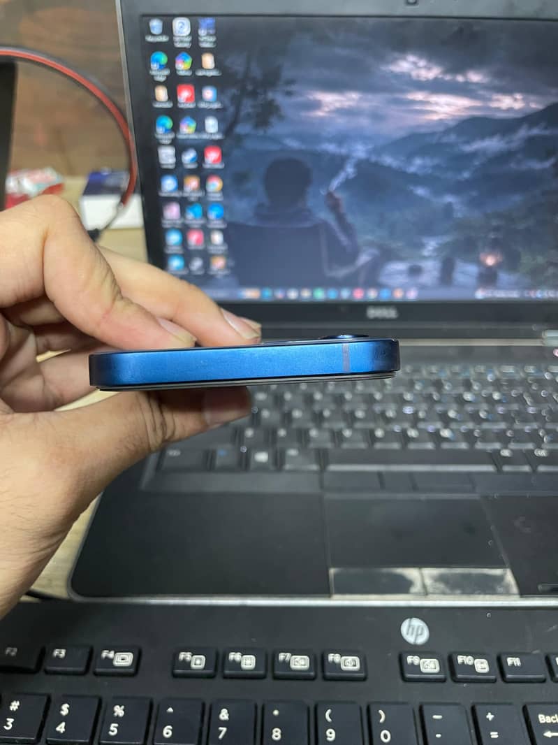 Apple iPhone 12 1