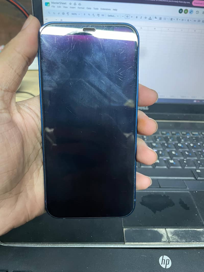 Apple iPhone 12 5