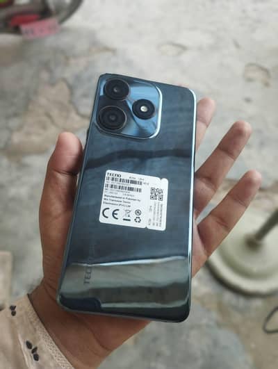 All ok 4/128 . . . exchange possible with good condition phone