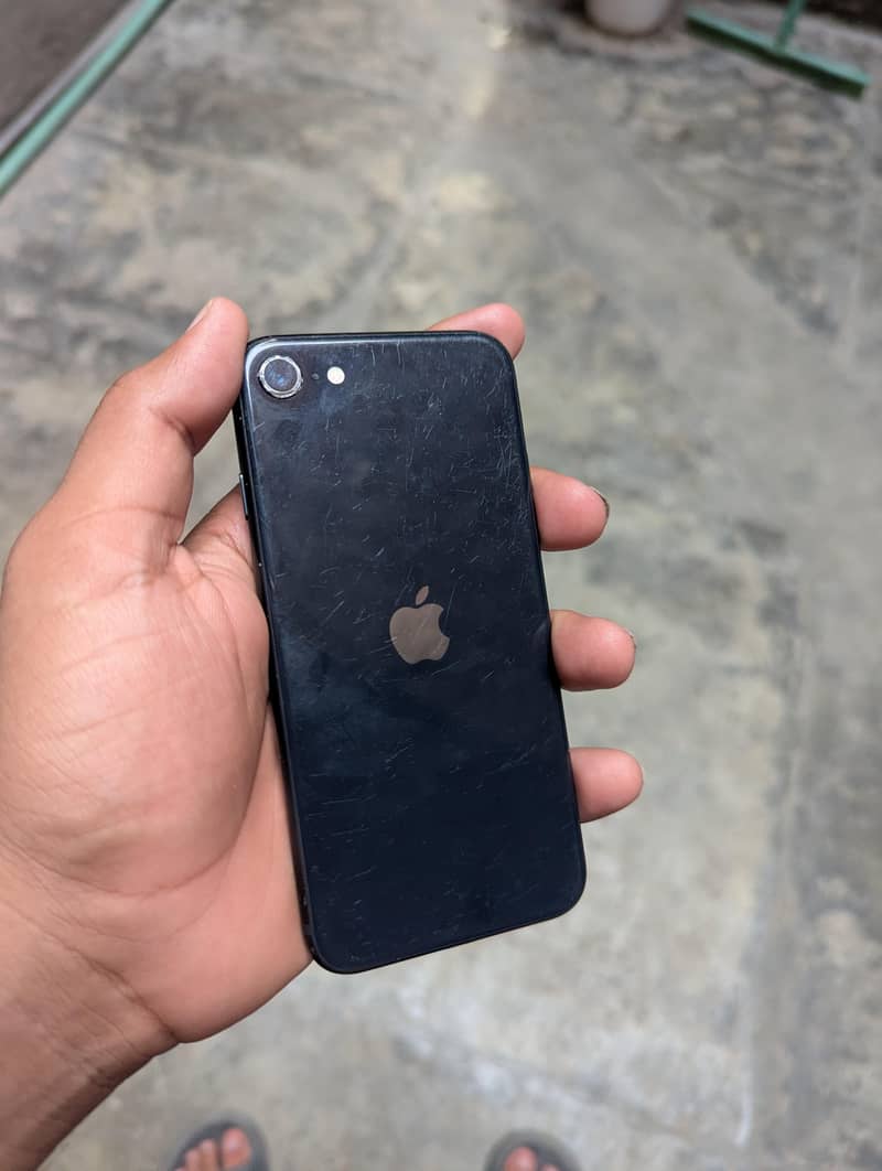 Apple iPhone SE 0