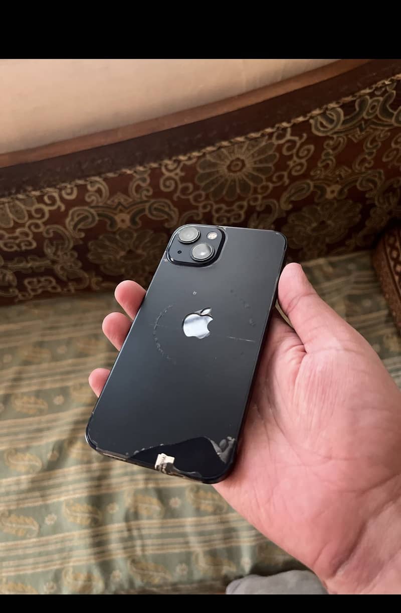 Apple iPhone 13 6