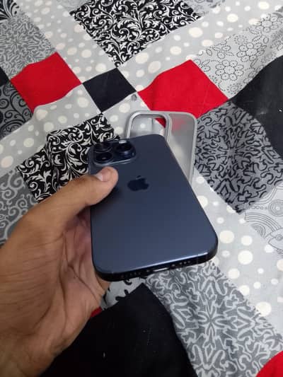 Apple iPhone 15 Pro