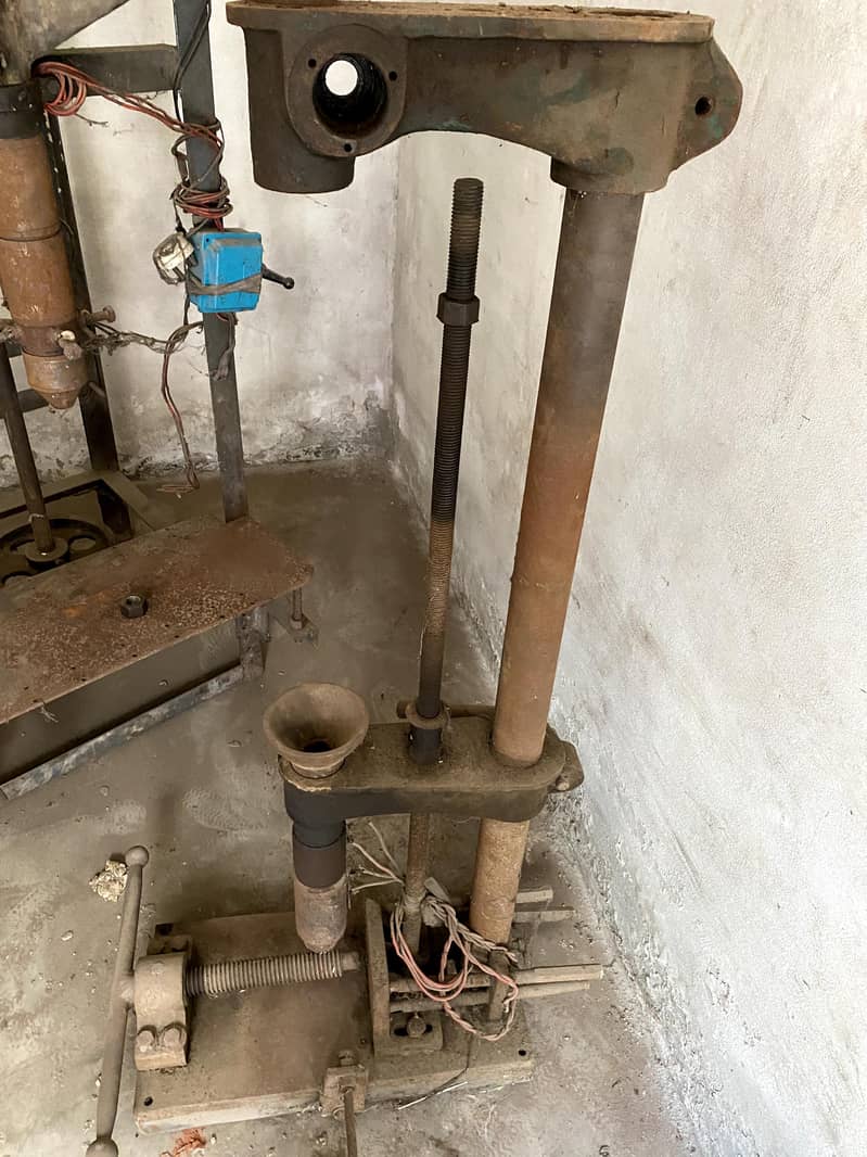 molding machine 0