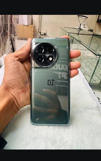 OnePlus 11 16 256gb 10 by 10 Urgent Sale