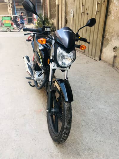 GSX 125 | Single Hand Used | Low Mileage | Lahore Registered