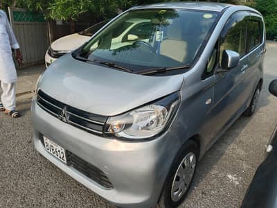 Mitsubishi Ek Wagon 2013