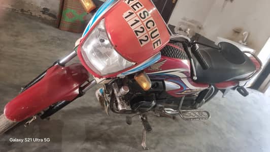 2016 model honda prider in good condition