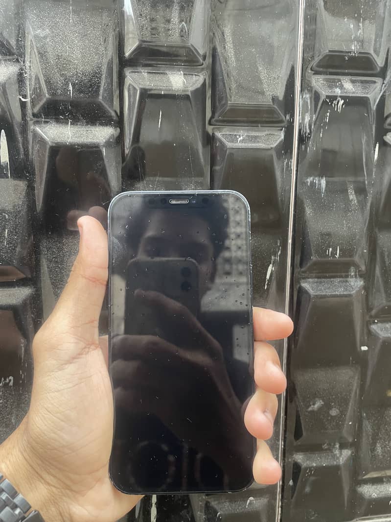 Apple iPhone 12 8