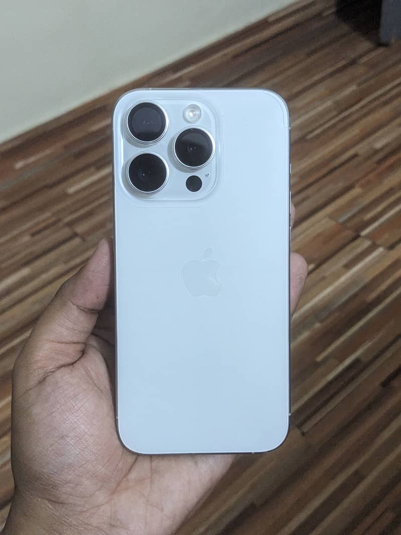 Iphone 15 pro 0