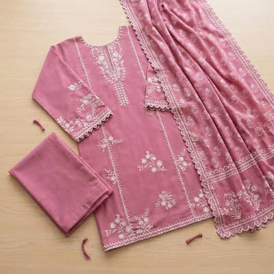 Pink Embroided lawn 3pcs with printed dupatta