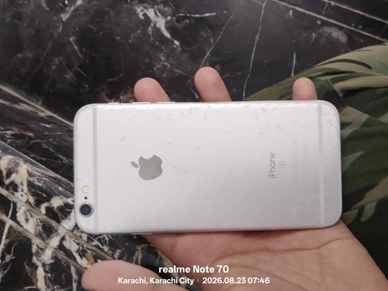 Apple iPhone 6S 2
