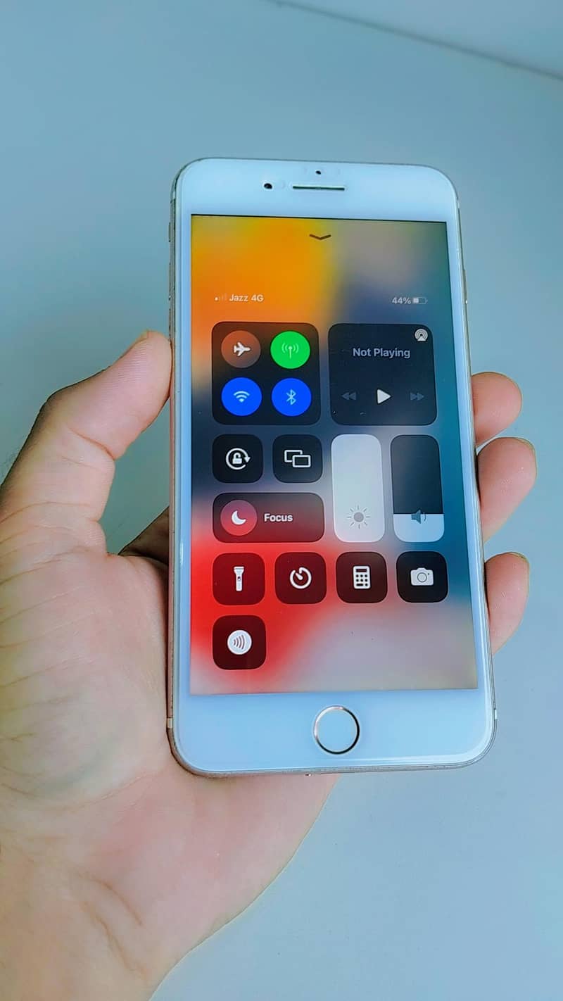 Apple iPhone 7 Plus 1