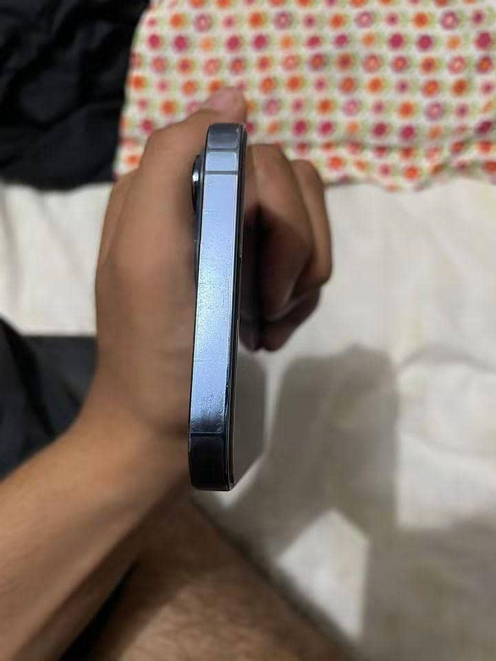 iphone 13 pro max 5