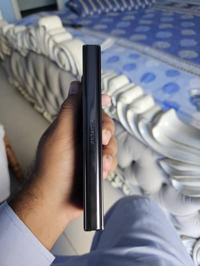 Samsung Mobile Z Fold 4 Exchange Possible
