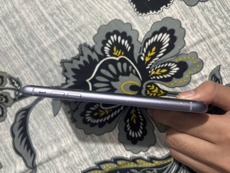 Apple iPhone 11 1