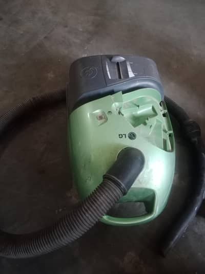LG Used vacuum