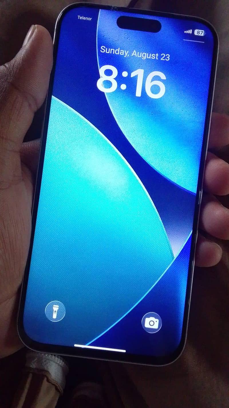 Apple iPhone 17 Pro Max 2
