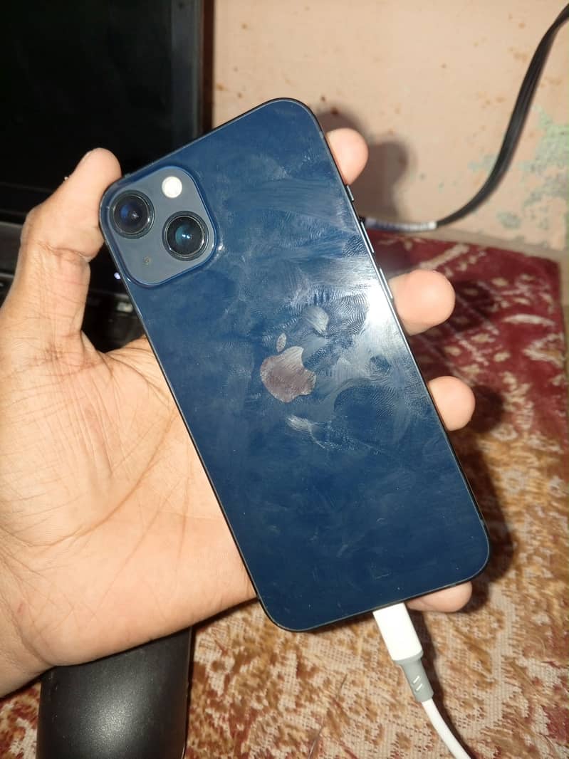 Apple iPhone 13 5