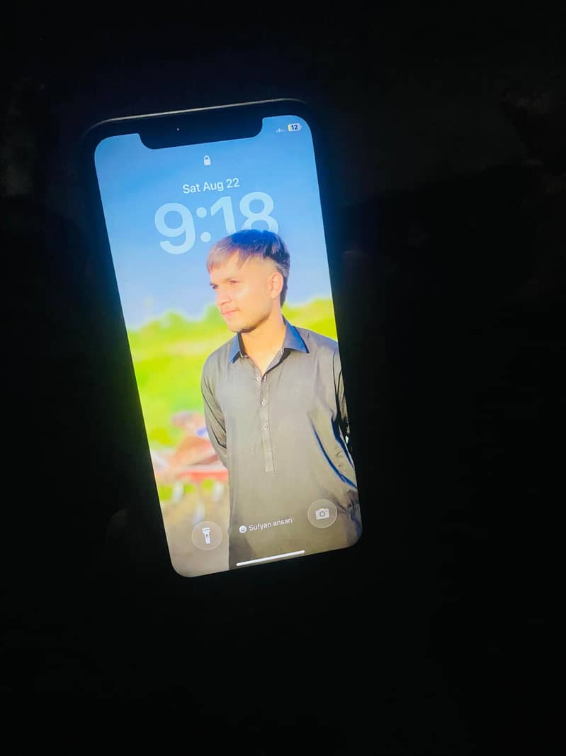 Apple iPhone 11 0