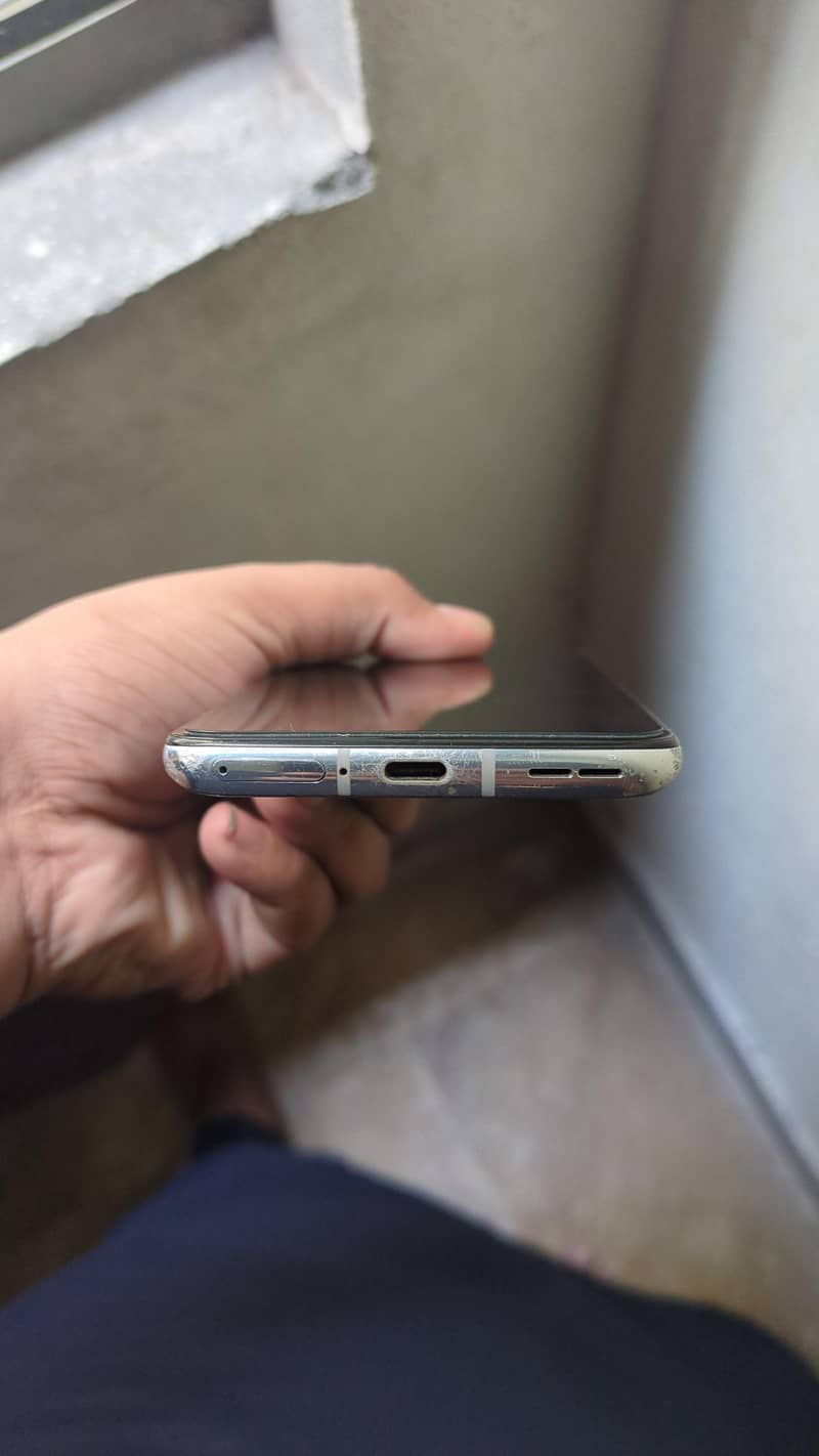 One Plus 8T 3