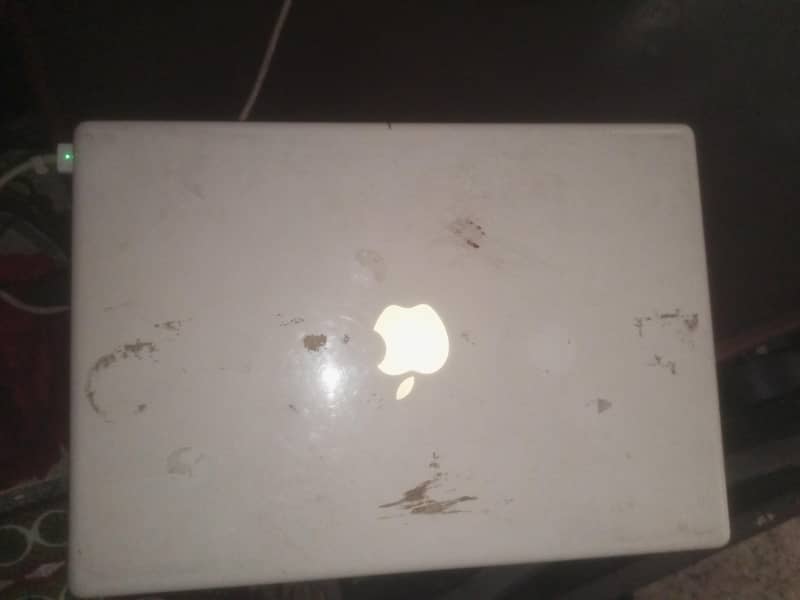 apple MacBook 3