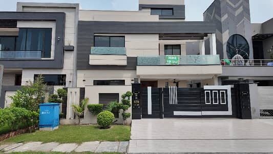 Fair-Priced Prime Location 10 Marla House Available In Bahria Orchard Phase 1 - Southern