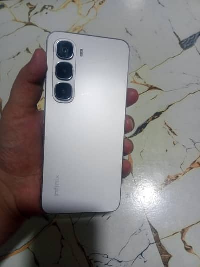 Infinix hot 60i box and mobile goOd condition . . . .