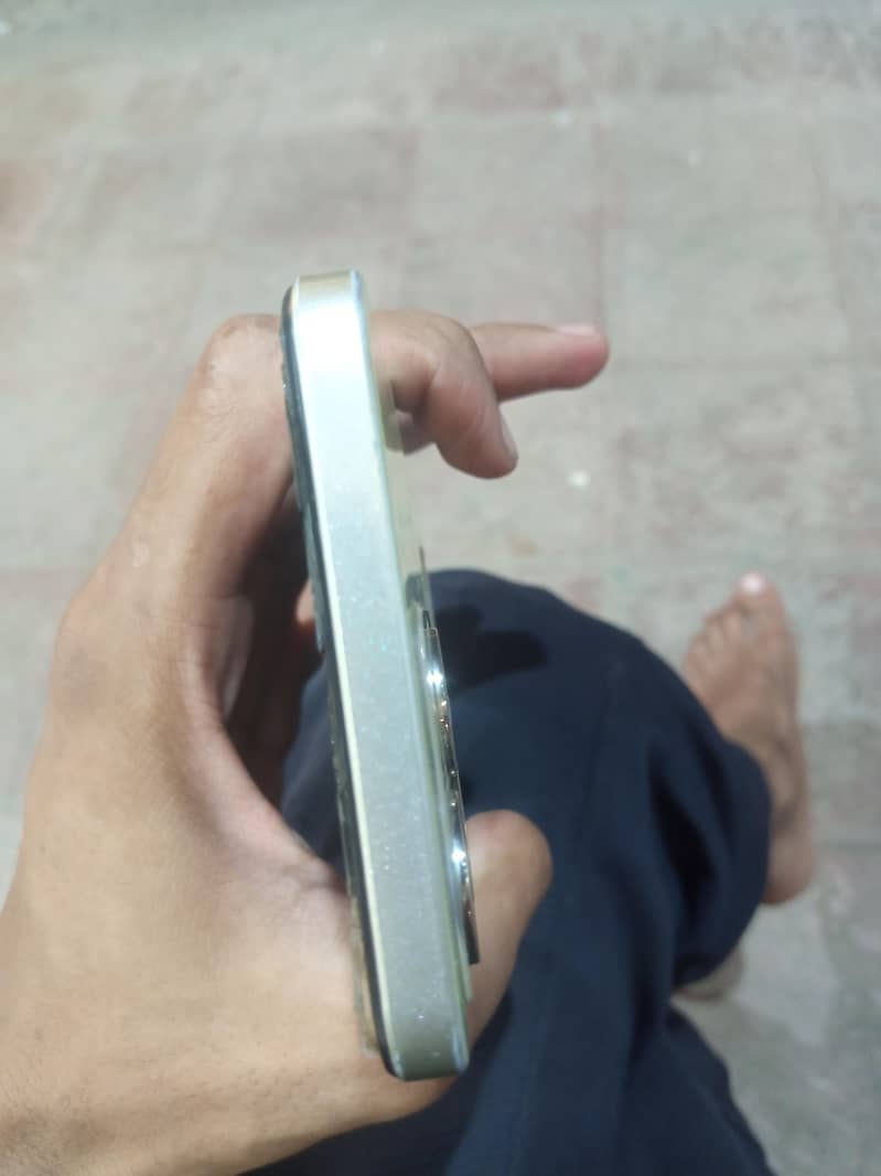 Realme C53 5