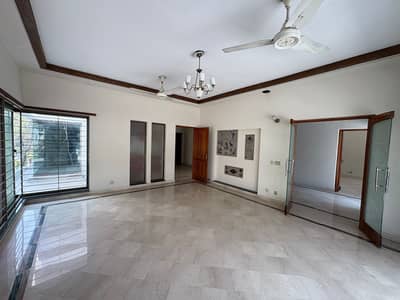 1 Kanal Double Unit House for Sale GG-Block DHA Phase 4 lahore