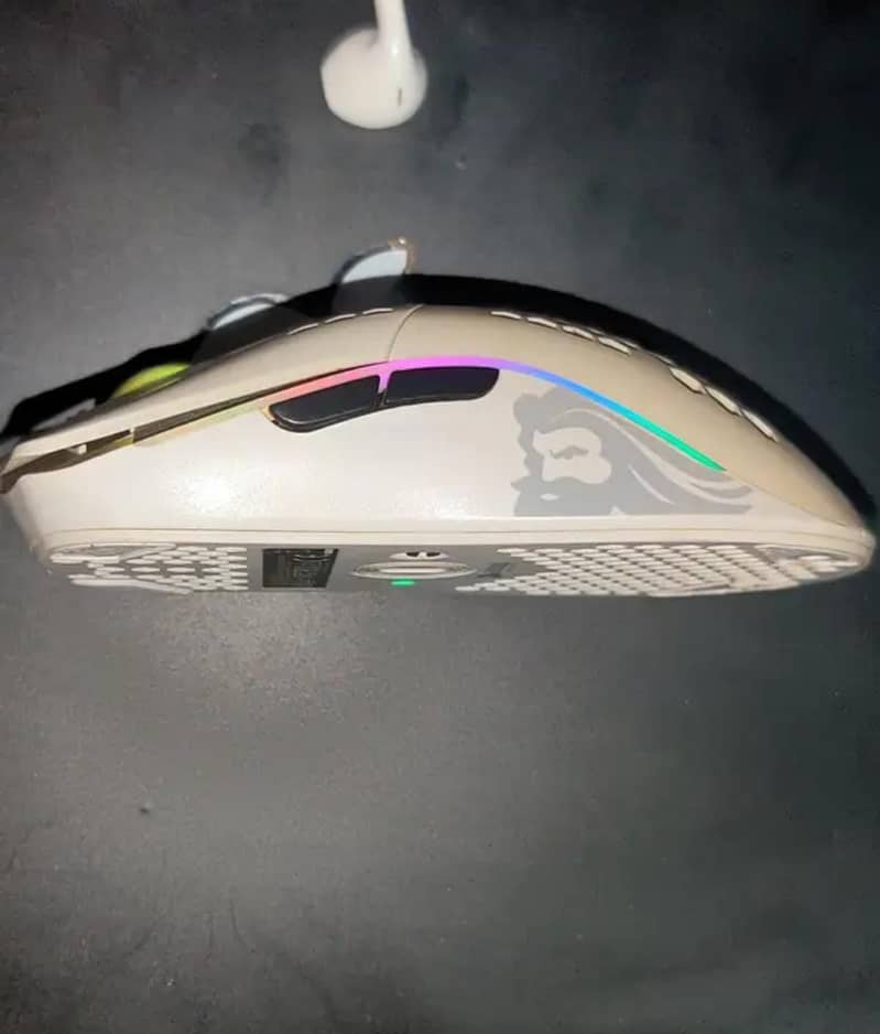 Original Glorious Model O Wireless 3