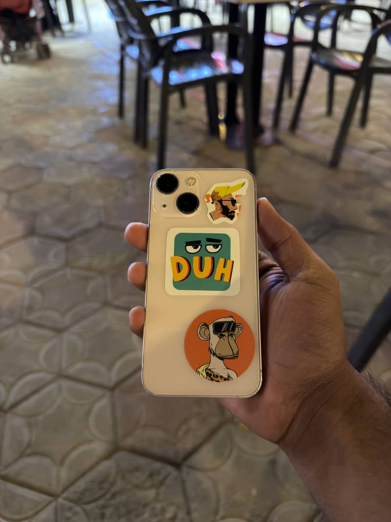 Apple iPhone 13 mini 4