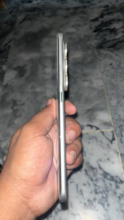 Infinix+hot+60+pro+plus+condition+10/10+no+any+fault+exange+posibal