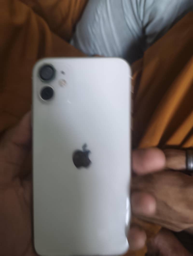 Apple iPhone 11 2
