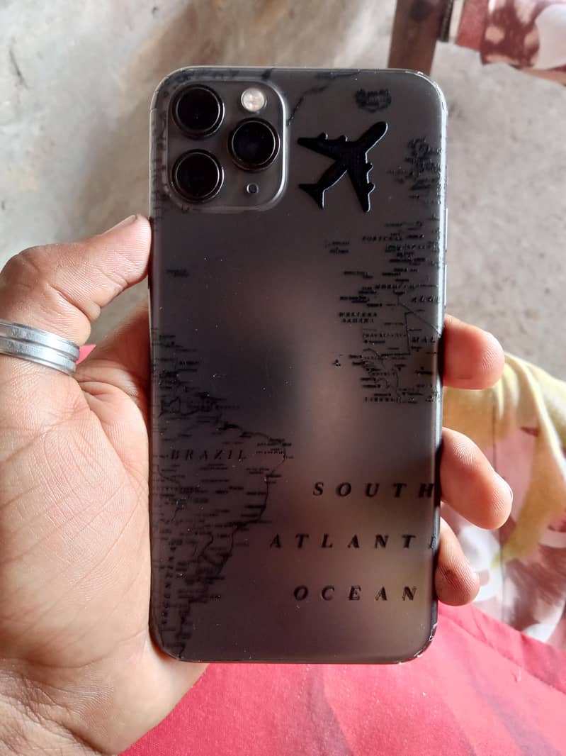 Apple iPhone 11 Pro 0