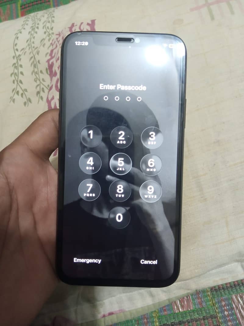 iPhone 11 Pro 0