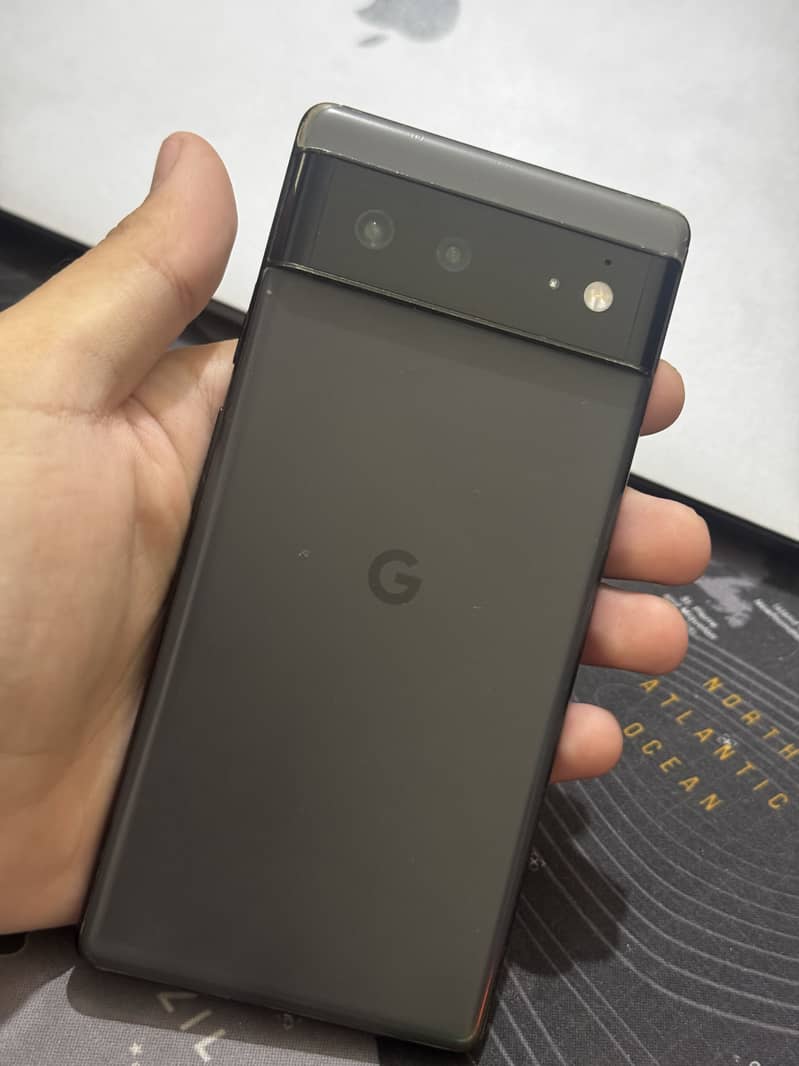 Google Pixel 6 4