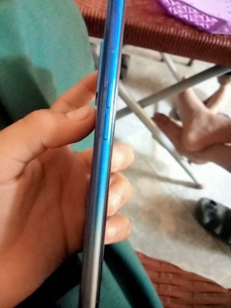 OPPO A54 3
