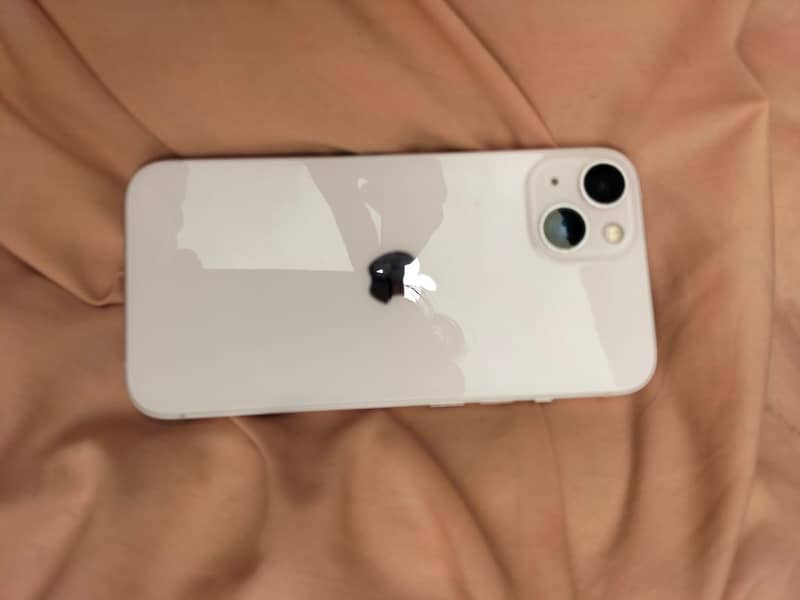 Apple iPhone 13 3