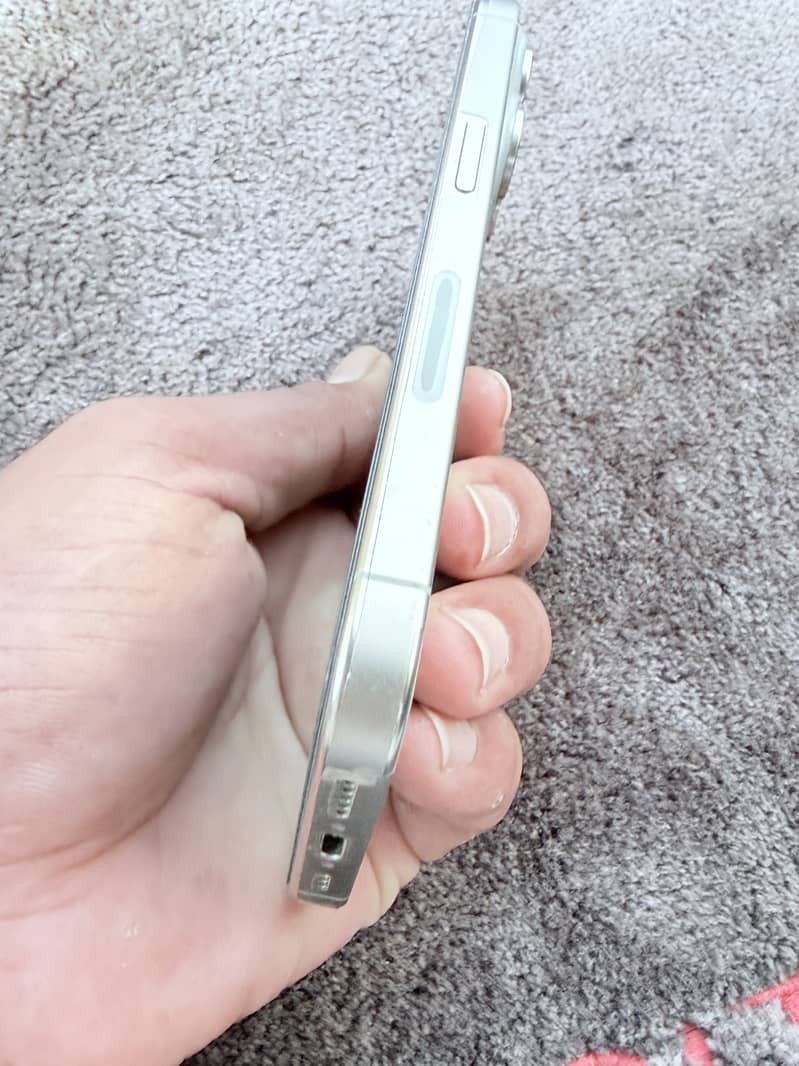 Apple iPhone 15 Pro 5