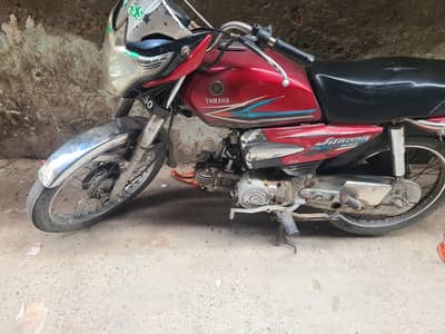Yamaha junoon yd 100