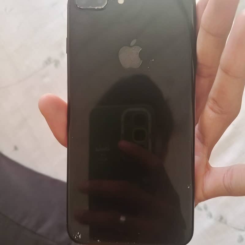 Apple iPhone 7 Plus 2