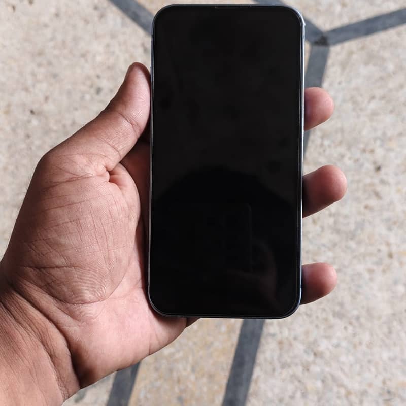 Apple iPhone 14 1
