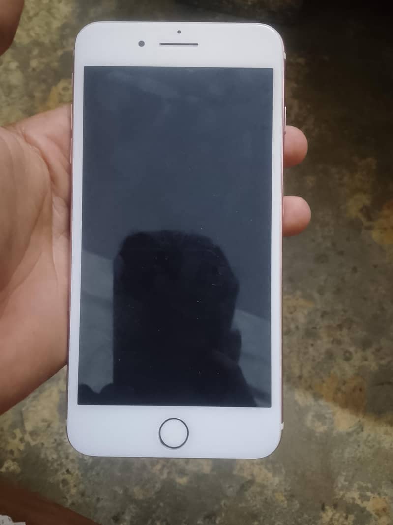 Apple iPhone 7 Plus 3