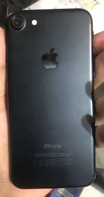 Apple iPhone 7 0